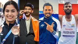download 4 These 4 players including D Gukesh, Manu Bhaker will get Khel Ratna, 34 will get Arjuna Award, Sports Ministry announced, see list